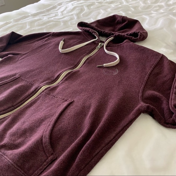 HYLETE Medallion Hoodie - Picture 9 of 16